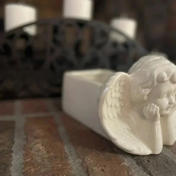 Vintage Angel/ Cherub Large Heavy White Ceramic Tabletop Planter Indoor/ Outdoor - Picture 5 of 7